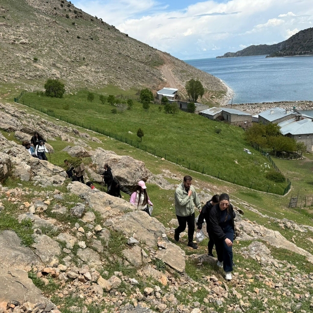 BEDOSK, Van'ın saklı güzelliklerinden biri olan İnköy'e yürüyüş düzenledi