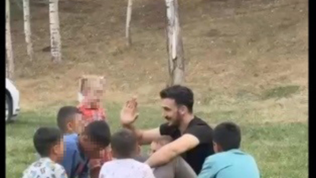 Şehit polis memuru Koç'un çocuklarla eğlendiği görüntüler ortaya çıktı