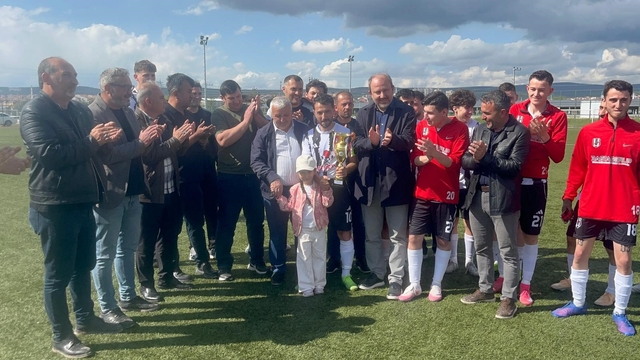 Tavşanlı'da ligin bitimine 2 hafta kala şampiyon Göbelspor oldu