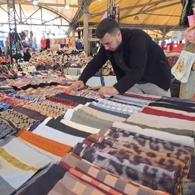 Kütahya'da 'Bayram pazarı' hareketliliği başladı