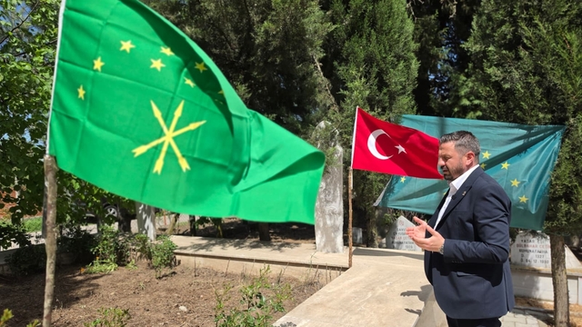 Çerkes lider Girandük Berzeg mezarı başında anıldı