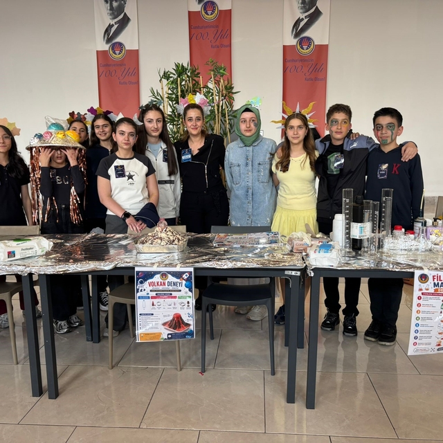 Bilim ve Teknoloji Şenliği'nden "Uzay" teması