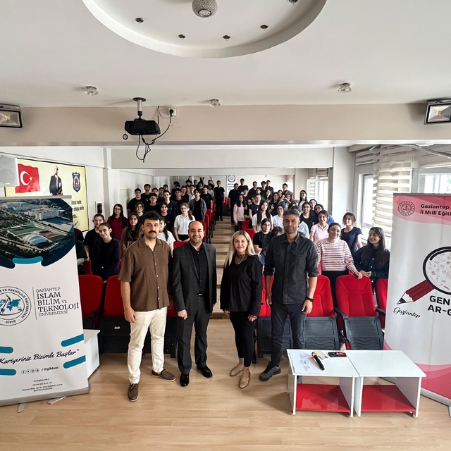 GİBTÜ bilim söyleşileri başarıyla tamamlandı