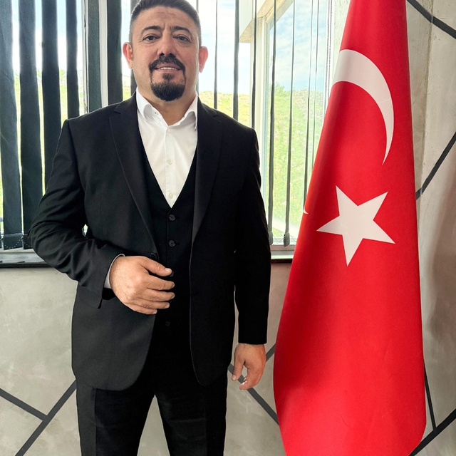 Başkan Erkan: "Güçlü Türkiye'nin temeli gençlerdir"