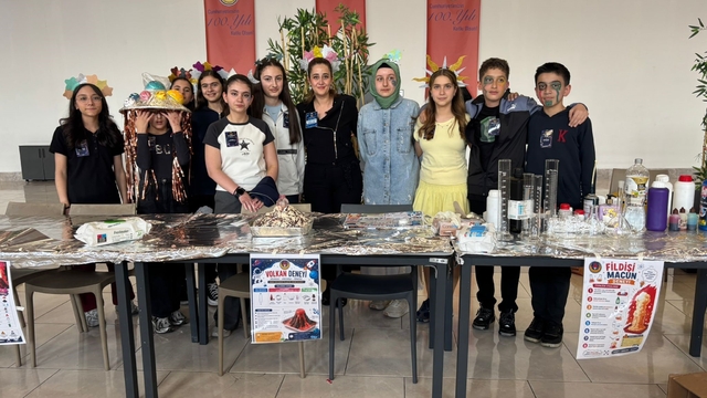 Bilim ve Teknoloji Şenliği'nden "Uzay" teması