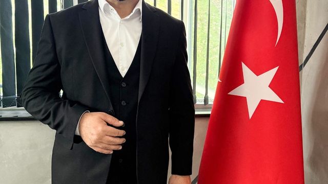Başkan Erkan: "Güçlü Türkiye'nin temeli gençlerdir"