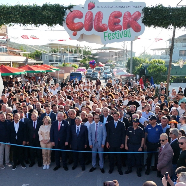 Çilek tadında festival, milyonu aşkın misafir ağırladı
