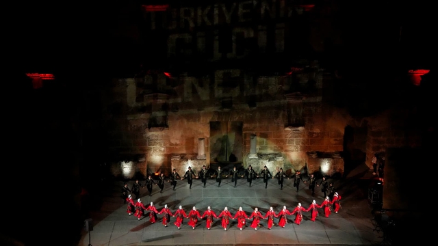 Aspendos Antik Tiyatrosu'nda "Gençlik ve Spor Şöleni" düzenlendi