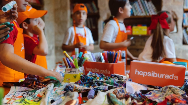 Hepsiburada'dan Mardin Bienali'nde çocukların sanat yolculuğuna destek