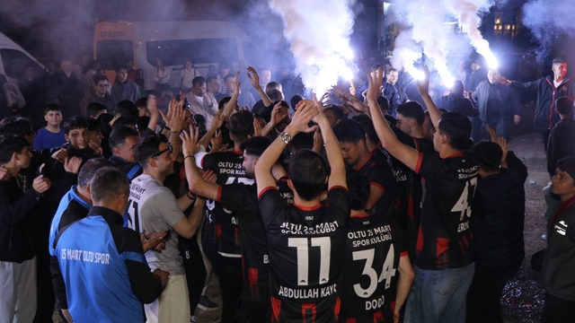 Oltu'da şampiyonluk coşkusu