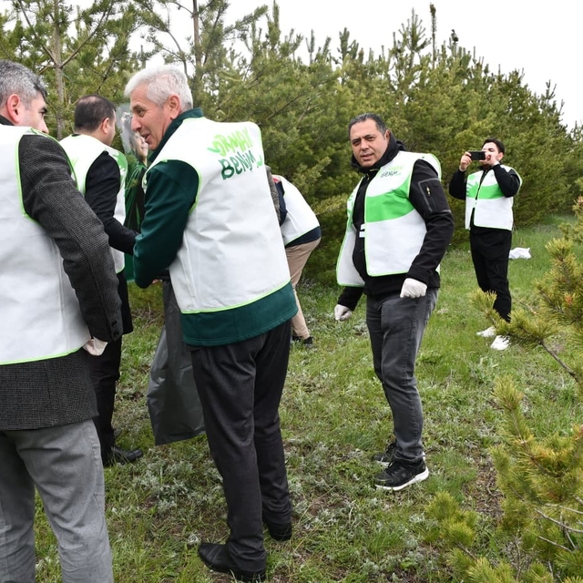 Kars'ta "Orman Benim" Seferberliği: Paşaçayırı'nda yangın riskine karşı tem...