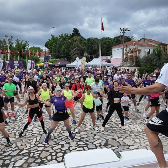 Foça'da maraton coşkusu