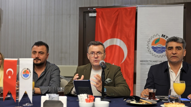 Mersin iş dünyası ortak akılda buluştu: Üretim, ihracat ve lojistik masaya yatırıldı
MTSO Başkanı Çakır: "Tüm yollar Mersin'e çıkıyor"