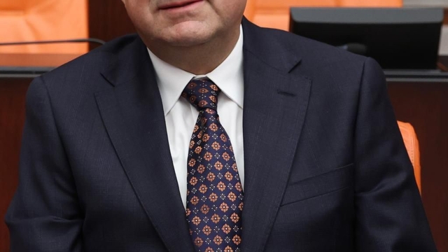 AK Partili Gider: "Asıl sorumluluğumuz; gençlerimizin önünü açmak"
