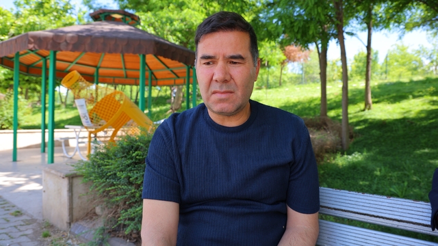 Okul saldırısında ağır yaralanan Mustafa'nın babası, "Elinden tutup eve götürmeyi düşünüyoruz"