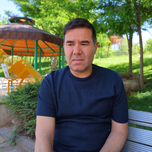 Okul saldırısında ağır yaralanan Mustafa'nın babası, "Elinden tutup eve göt...