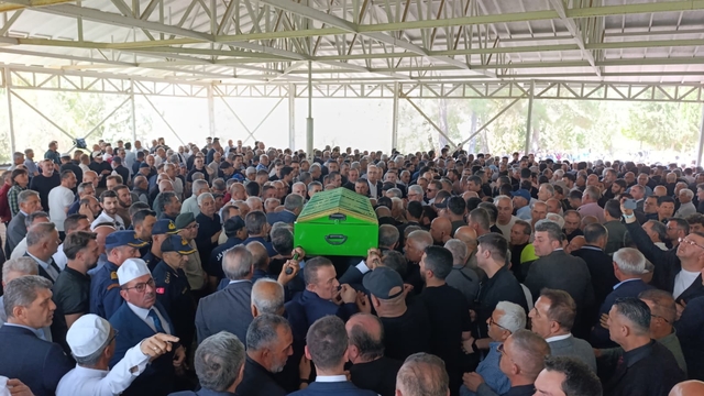 İş insanı Aydın Çavuşoğlu son yolculuğuna uğurlandı