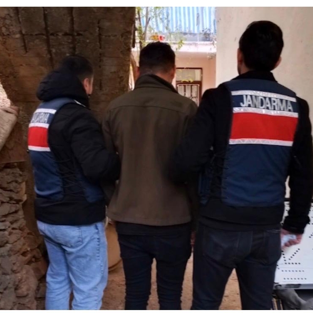 Nevşehir merkezli 5 ilde araç kiralama dolandırıcılığı operasyonu; 6 tutukl...