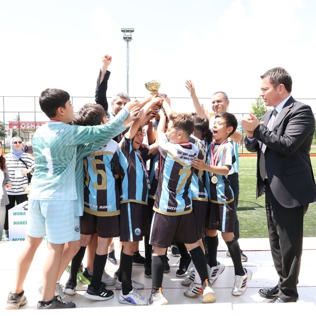 Osmangazi'de çocuk olimpiyatları nefes kesen yarışlara sahne oldu
Başkan Er...