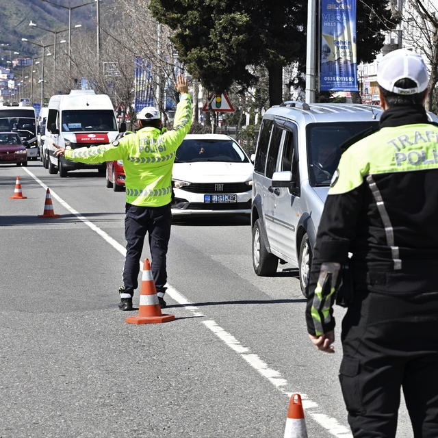Ordu'da bir haftada 20 binden fazla araç ve sürücüsü denetlendi