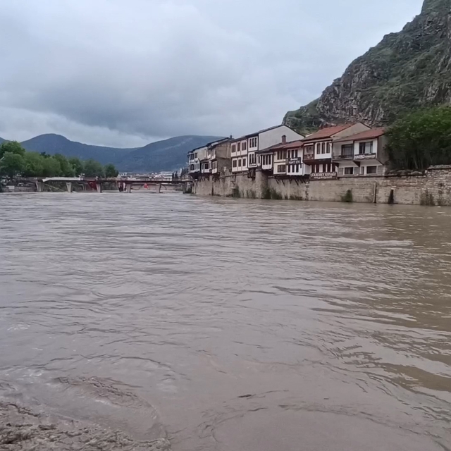 Amasya'da eğitime 1 gün ara verildi