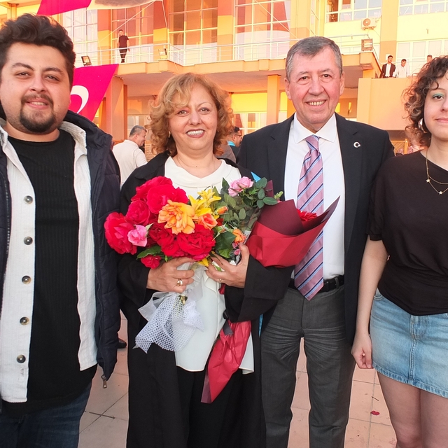 Burhaniye' de 2 çocuk annesi Ayla Erdil bölüm birincisi oldu