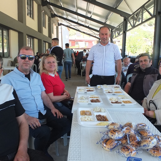 Balıkesir'de Karadere hayrı 3 bin kişiyi buluşturdu
