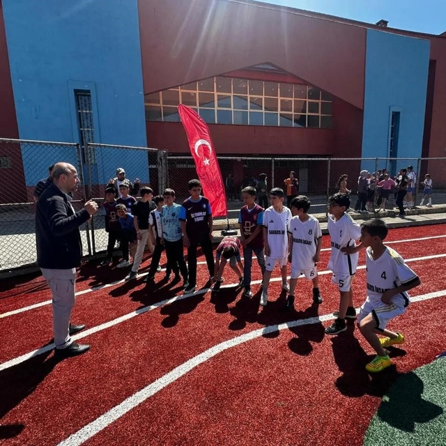 Patnos'ta 19 Mayıs Coşkusu atletizm yarışıyla taçlandı
