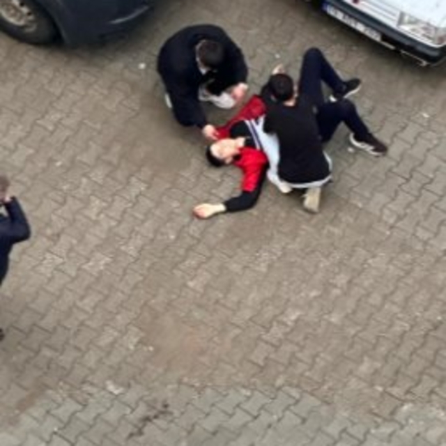 Kuzenini tabancayla ağır yaraladı
