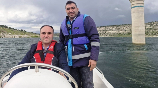 Aslanapa Kaymakamı Tosun, Kureyşler Barajı'nda su ürünleri denetimine katıldı