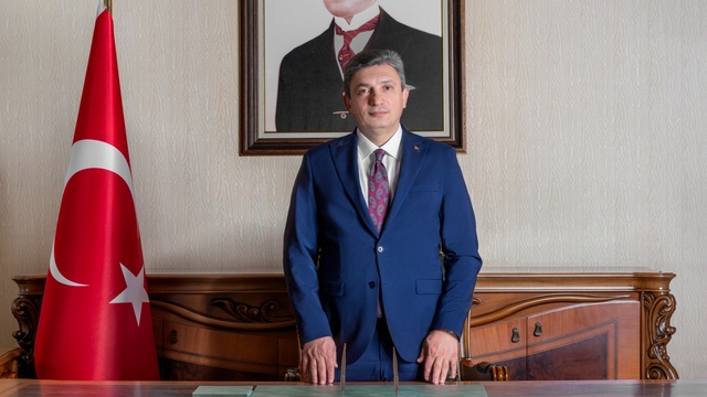 Antalya Valisi Şahin'den 19 Mayıs Atatürk'ü Anma, Gençlik ve Spor Bayramı mesajı