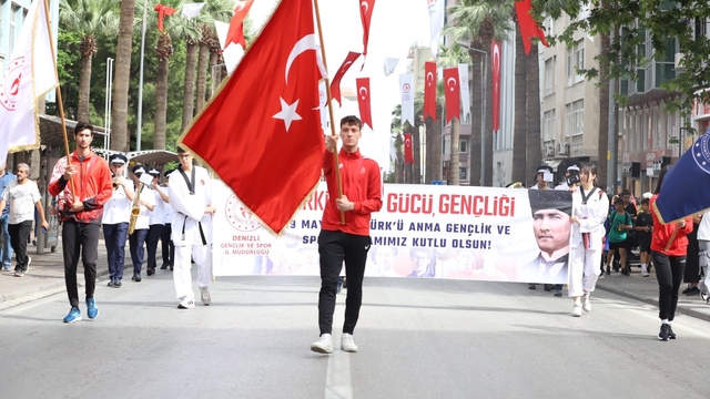 Gençlik Haftası coşkusu devam ediyor