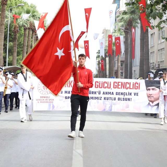 Gençlik Haftası coşkusu devam ediyor