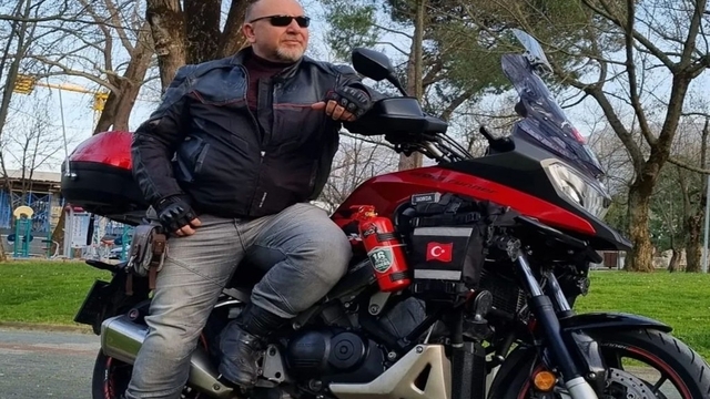 Tünelde otomobille çarpışan motosiklet sürücüsü toprağa verildi