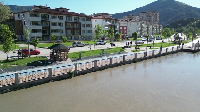 Amasya'da taşkın alarmı: Okullar tatil edildi