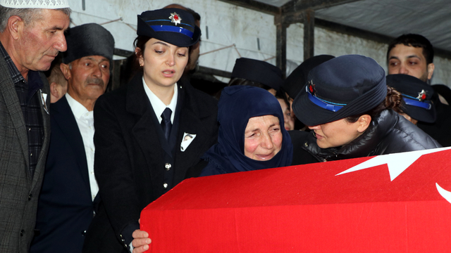 Şehit polis Koç için Van'da tören düzenlendi (2)