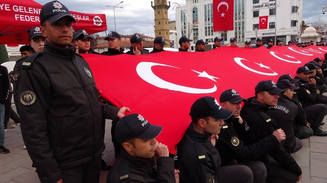 Yozgat'ta bayrak yürüyüşü coşkuyla gerçekleştirildi