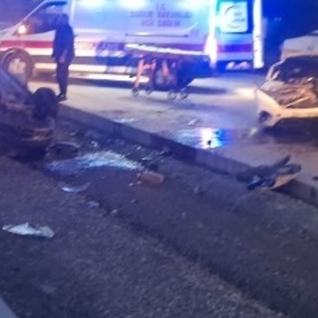 Zonguldak-Bartın kara yolunda kaza: 3 yaralı