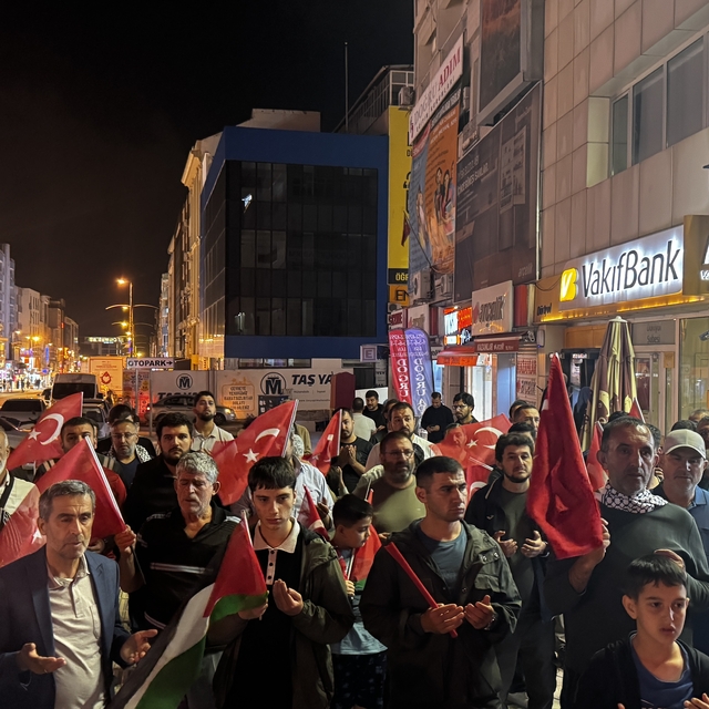 Hatay'da İsrail'in Küresel Sumud Filosu'na saldırısı protesto edildi