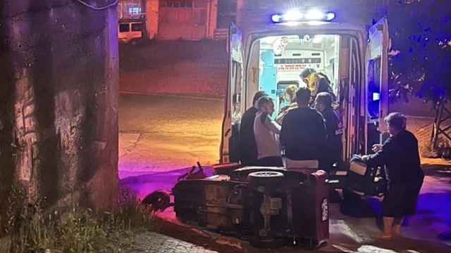 Sinop'ta 3 tekerlekli motosikletin istinat duvarına çarptığı kazada sürücü ağır yaralandı