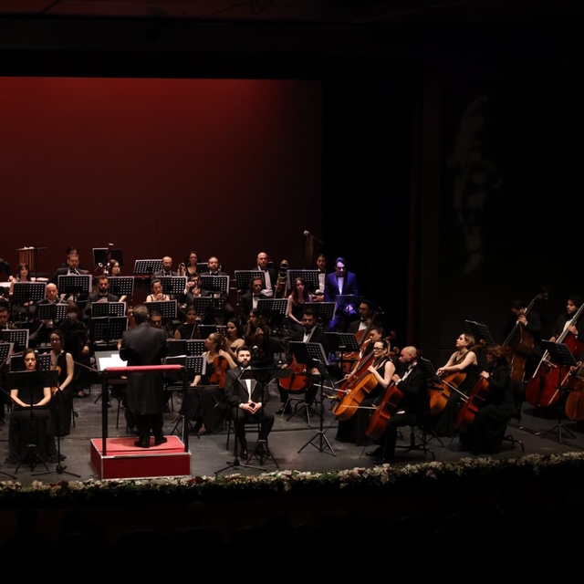 Samsun Devlet Opera ve Balesi "Bir Ulus Uyanıyor" konserini izleyiciyle bul...