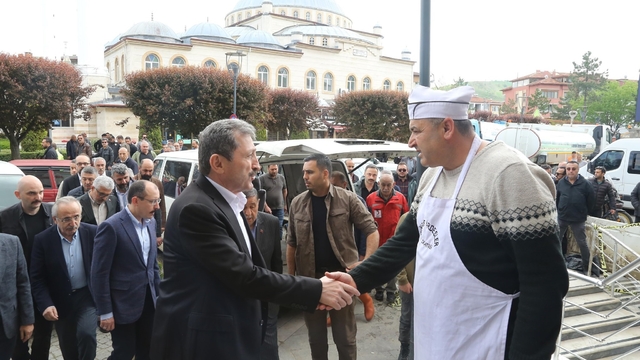 Havza'da hayat normale dönüyor
Hacı Osman Deresi'nin üzerindeki binalar yıkılacak