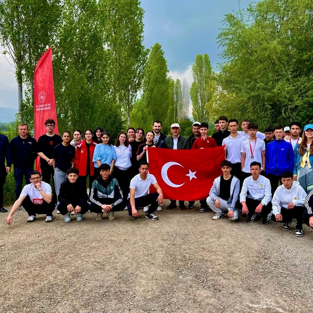 Bilecik'te 'Gençlik Haftası' kros yarışması tamamlandı
