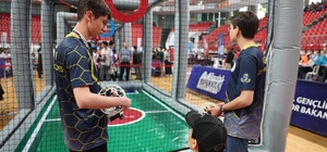 Kayseri Büyükşehir, Drone Soccer Türkiye Şampiyonası'na ev sahipliği yaptı