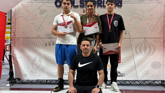 Aydınlı sporcular, şampiyonadan 3 madalya ile döndü