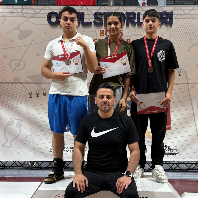 Aydınlı sporcular, şampiyonadan 3 madalya ile döndü