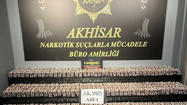 Manisa'da 42 bin 300 sentetik hap ele geçirildi; 2 tutuklama