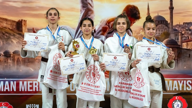 Yunusemreli judoculardan Türkiye Şampiyonası'nda çifte madalya