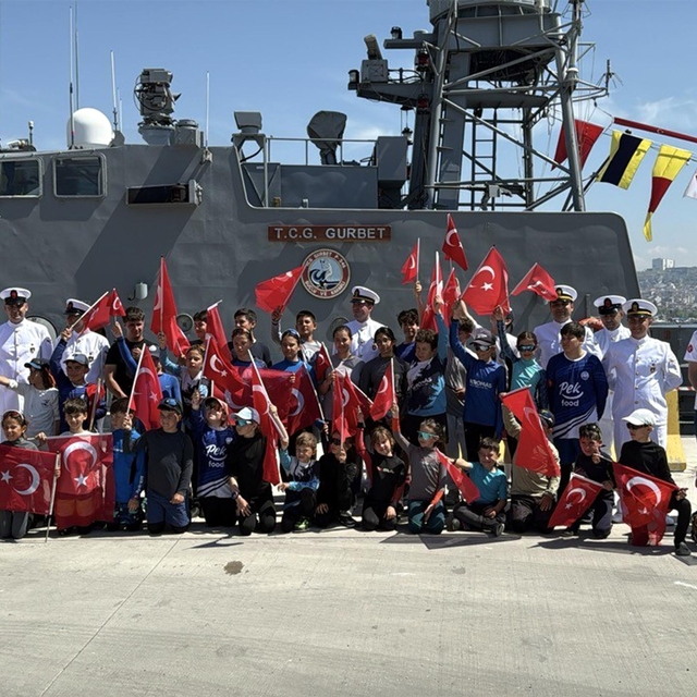 TCG Gurbet hücumbotu, Tekirdağ'da ziyarete açıldı