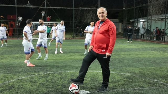 Başkan Kaya gençlerin heyecanına ortak oldu